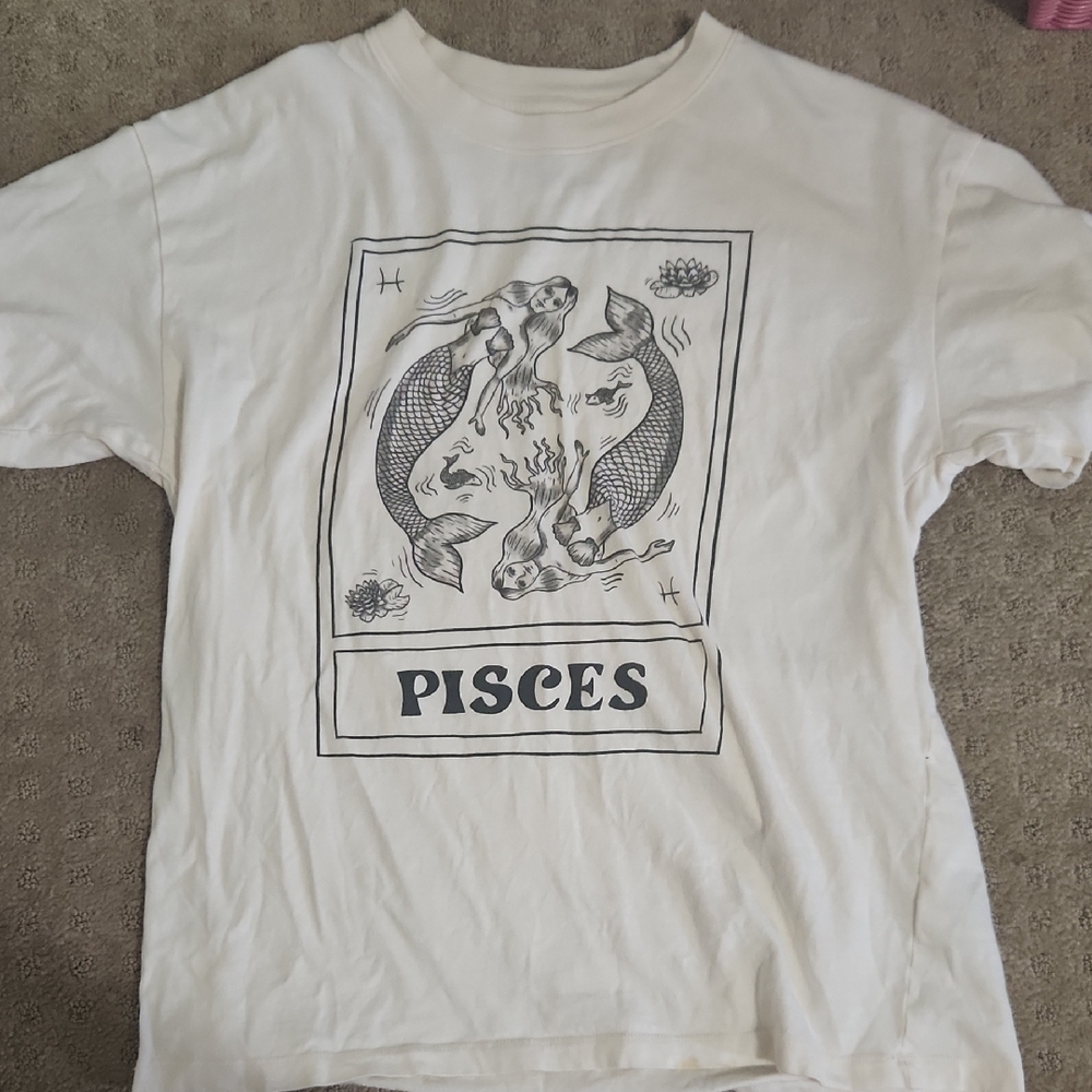 XS/S Cream American Eagle Pisces Oversized T-shirt